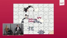 Standbild aus der Sendung: Ratespiel mit zwei Studierenden der Stiftung Liebenau. Sukzessive werden neue Puzzleteile sichtbar. (Bild: bewegtbildwerft)
